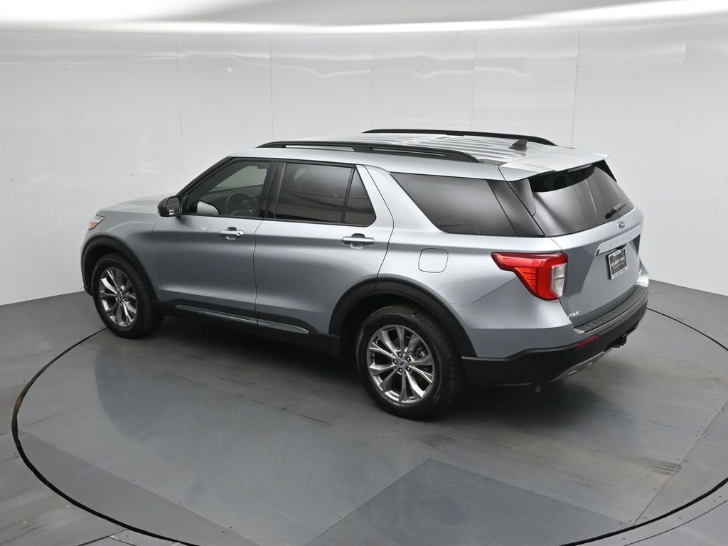 Certified 2022 Ford Explorer XLT w/ Equipment Group 202A image 45