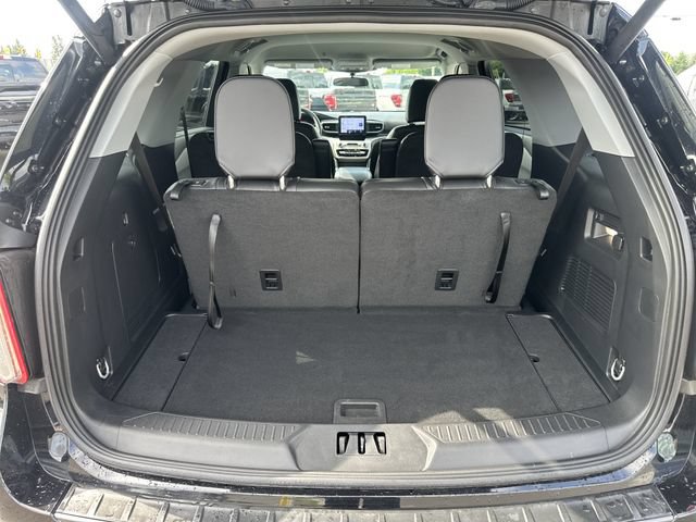Certified 2023 Ford Explorer XLT w/ Equipment Group 202A AWD/4WD image 20