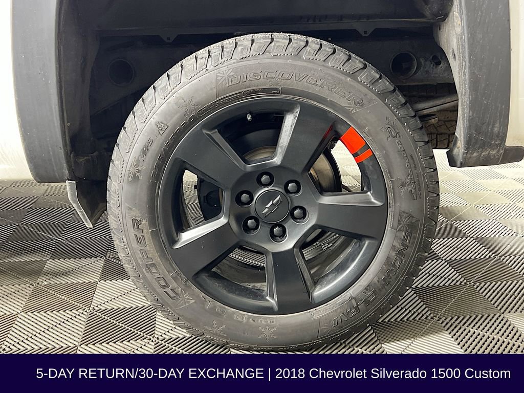 Used 2018 Chevrolet Silverado 1500 Custom image 31