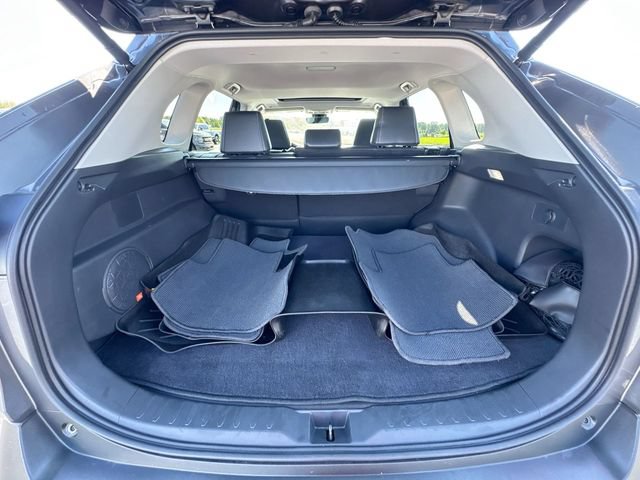 Used 2024 Toyota RAV4 Limited FWD image 24
