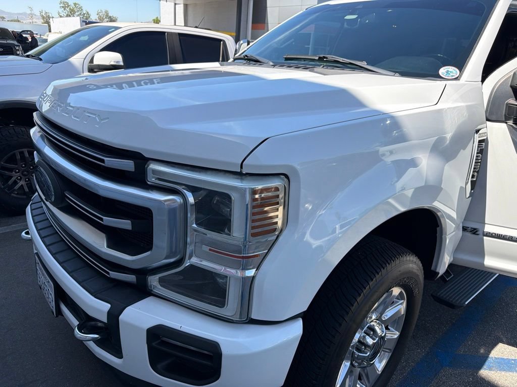 Certified 2021 Ford F250 Platinum w/ FX4 Off-Road Package AWD/4WD image 3