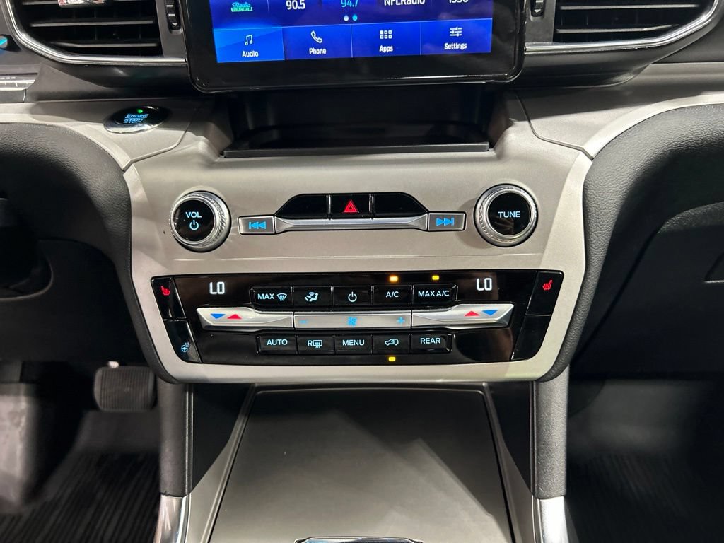 Certified 2021 Ford Explorer XLT w/ Equipment Group 202A AWD/4WD image 21