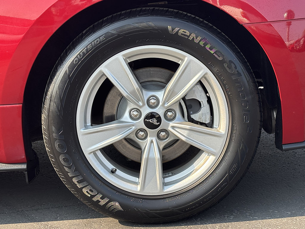 Certified 2022 Ford Mustang Coupe RWD image 12