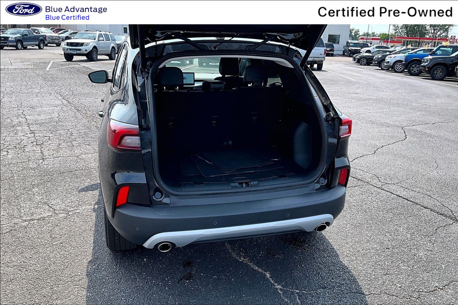 Certified 2025 Ford Escape Platinum AWD/4WD image 19