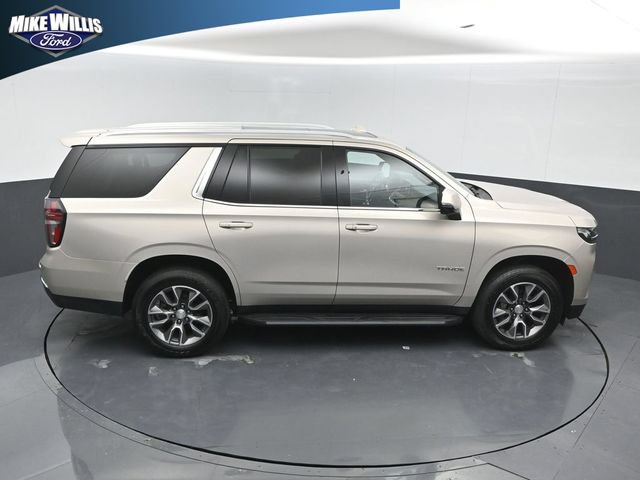 Used 2022 Chevrolet Tahoe LT w/ LT Signature Plus Package RWD image 16
