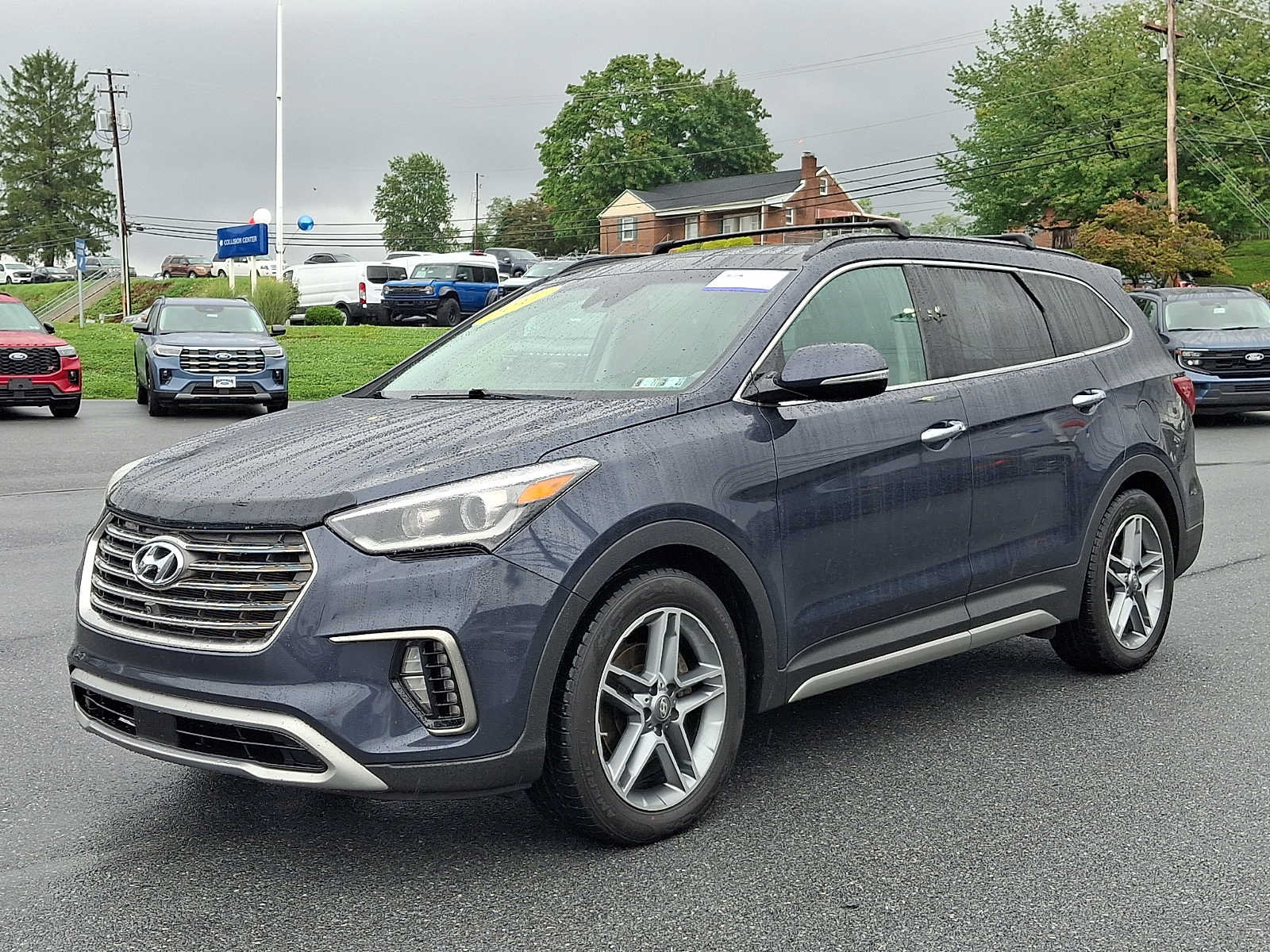 Used 2017 Hyundai Santa Fe Limited AWD/4WD image 3