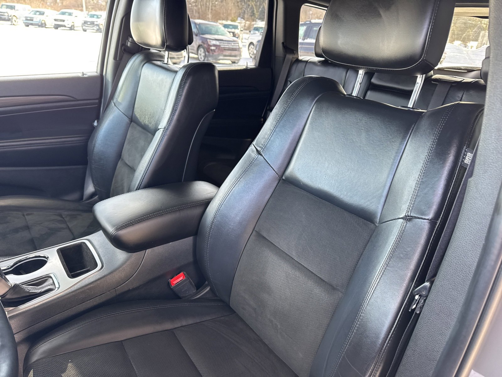 Used 2020 Jeep Grand Cherokee Altitude image 21