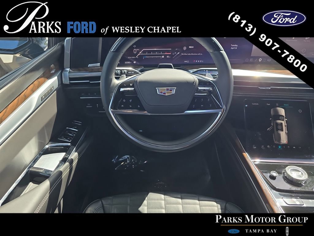 Used 2025 Cadillac Escalade ESV Sport Platinum w/ LPO, ONYX Package image 12