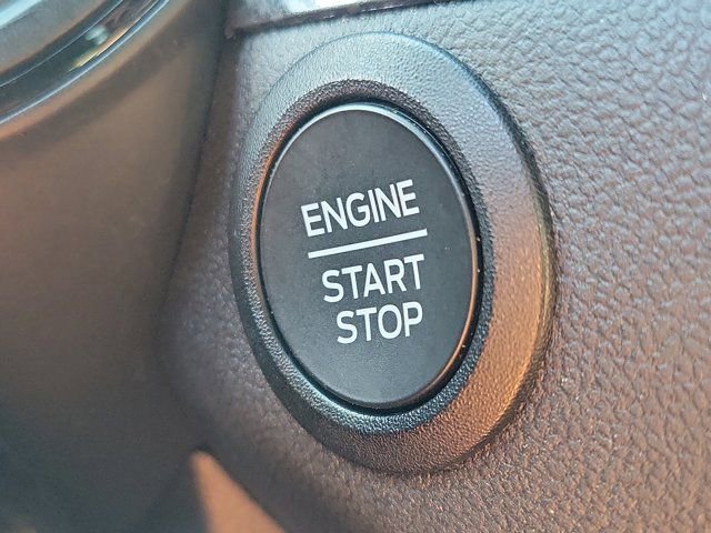 Certified 2024 Ford Escape ST-Line w/ Equipment Group 301A FWD image 29