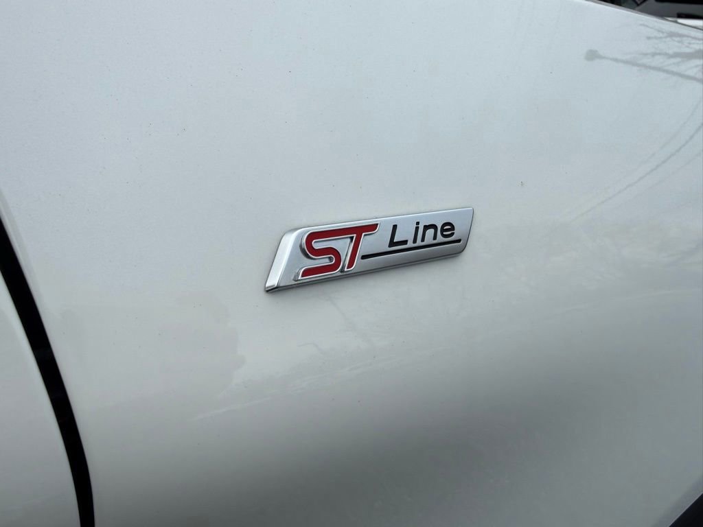 Certified 2023 Ford Explorer ST-Line w/ Class IV Trailer Tow Package image 11