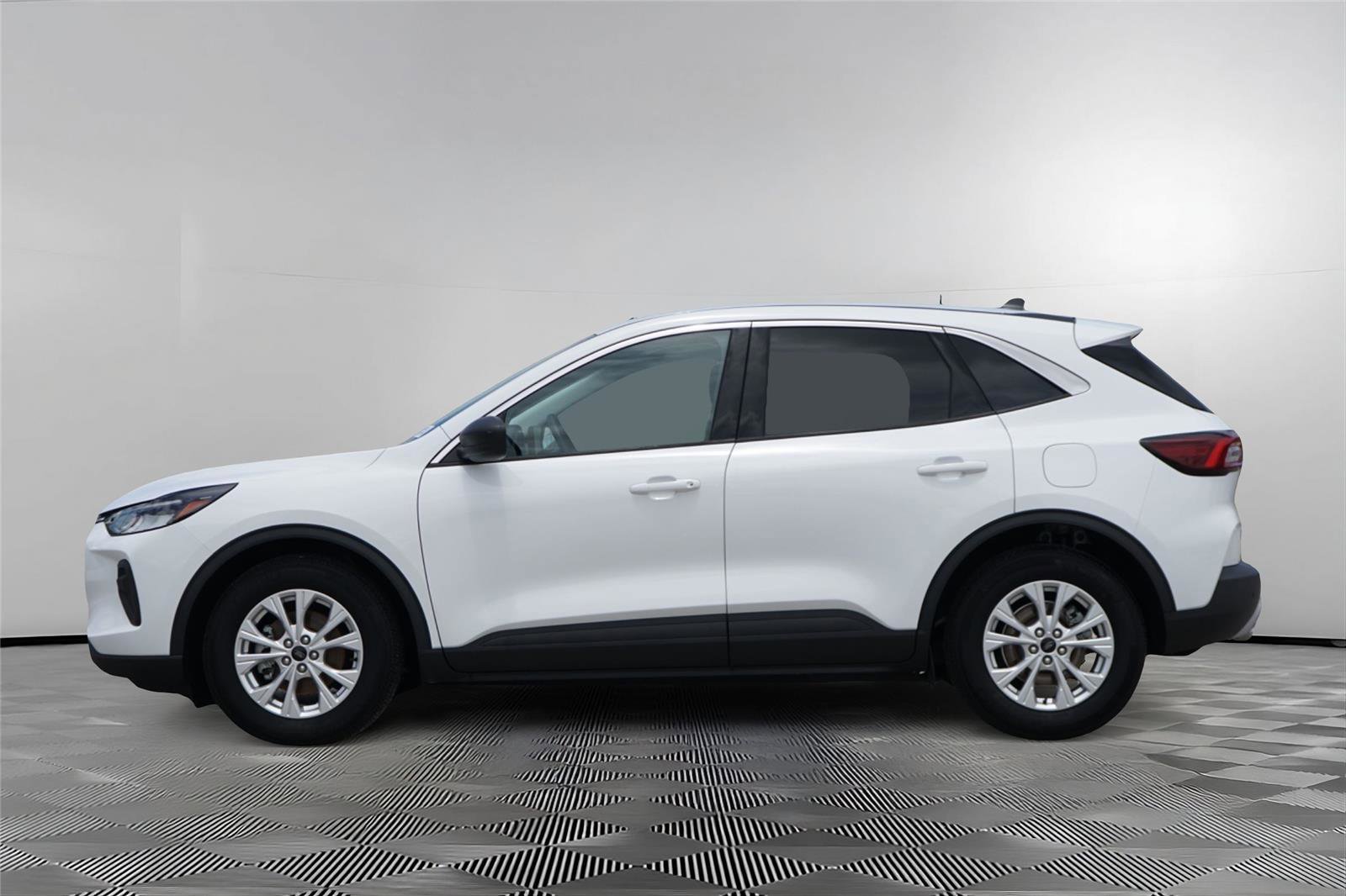 Certified 2024 Ford Escape Active w/ Tech Pack #1 FWD image 7