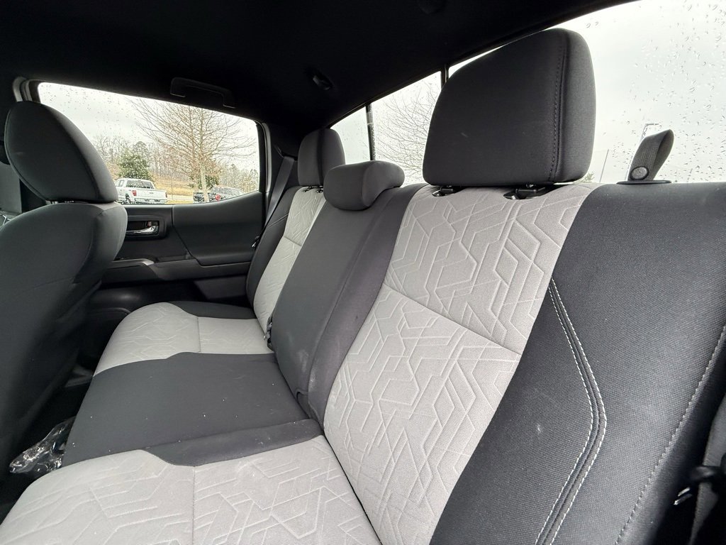 Used 2022 Toyota Tacoma TRD Off-Road image 27