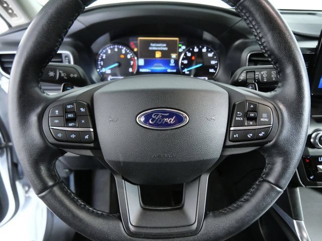 Certified 2020 Ford Explorer XLT w/ Equipment Group 202A AWD/4WD image 24
