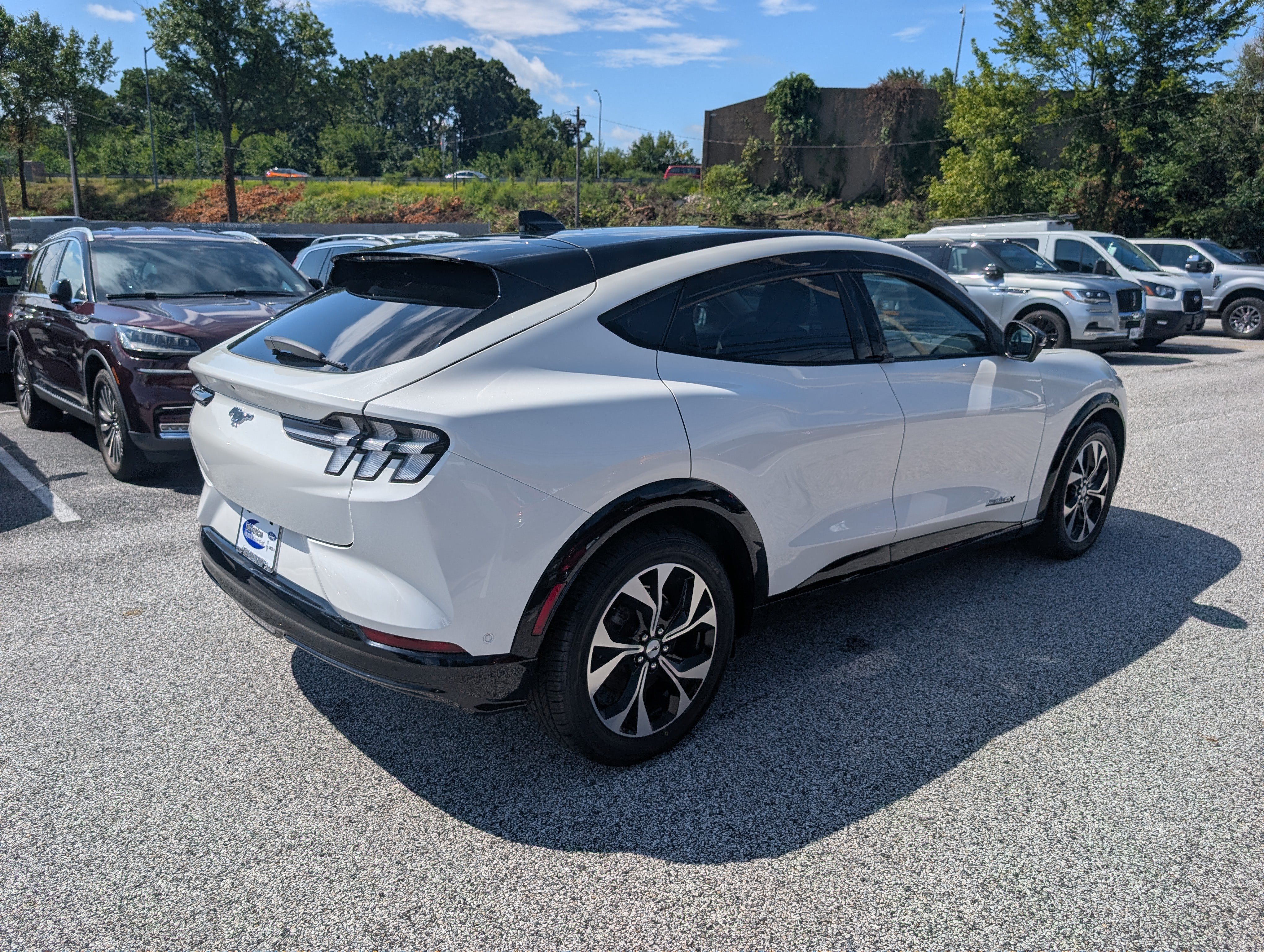 Certified 2023 Ford Mustang Mach-E Premium AWD/4WD image 7