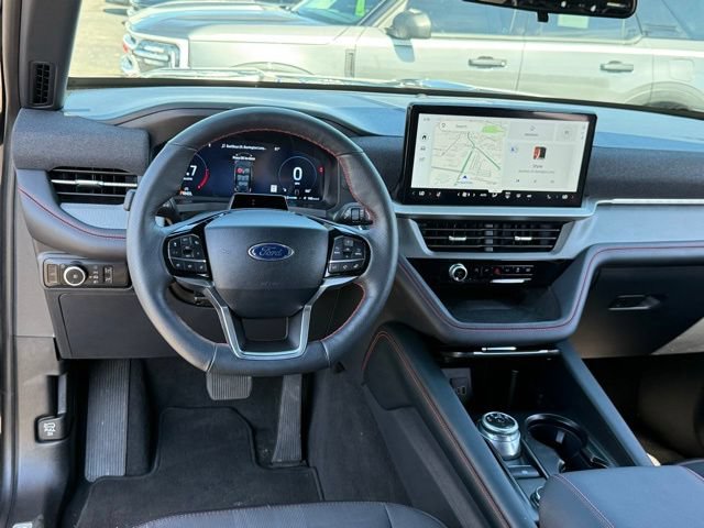 Certified 2025 Ford Explorer ST-Line w/ ST-Line Street Pack AWD/4WD image 7