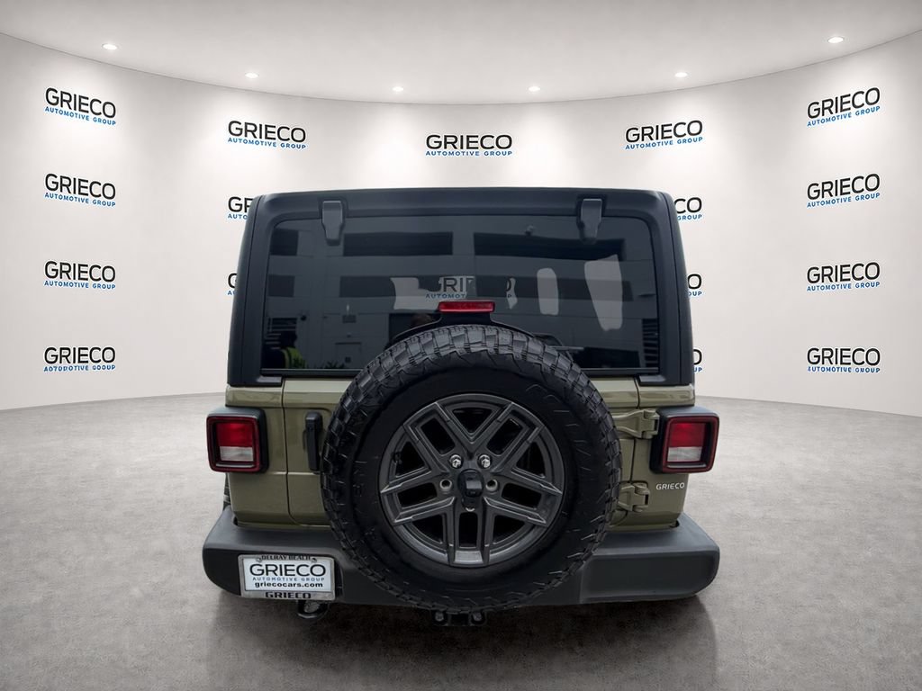 Used 2025 Jeep Wrangler Unlimited Sport AWD/4WD image 6