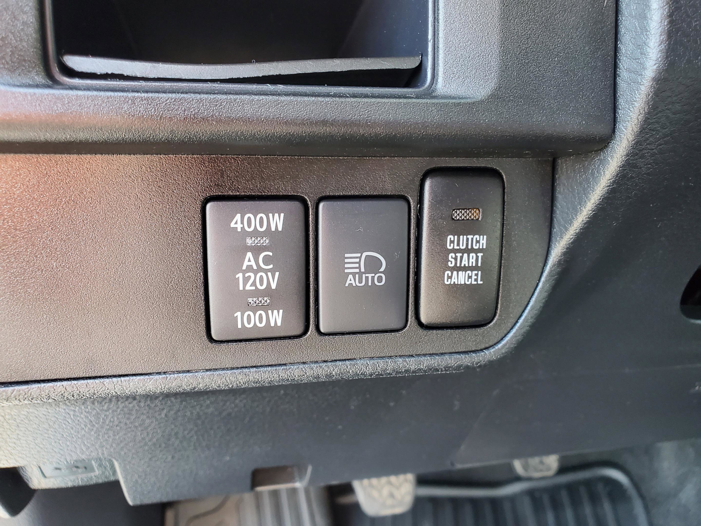 Used 2019 Toyota Tacoma TRD Sport w/ Technology Package AWD/4WD image 17