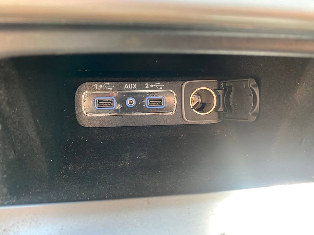 Used 2020 Jeep Grand Cherokee Altitude AWD/4WD image 23
