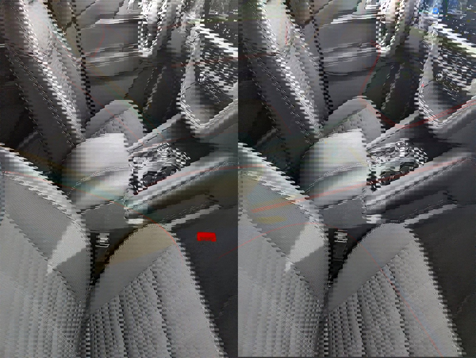 Certified 2025 Ford Explorer ST-Line w/ ST-Line Street Pack image 11