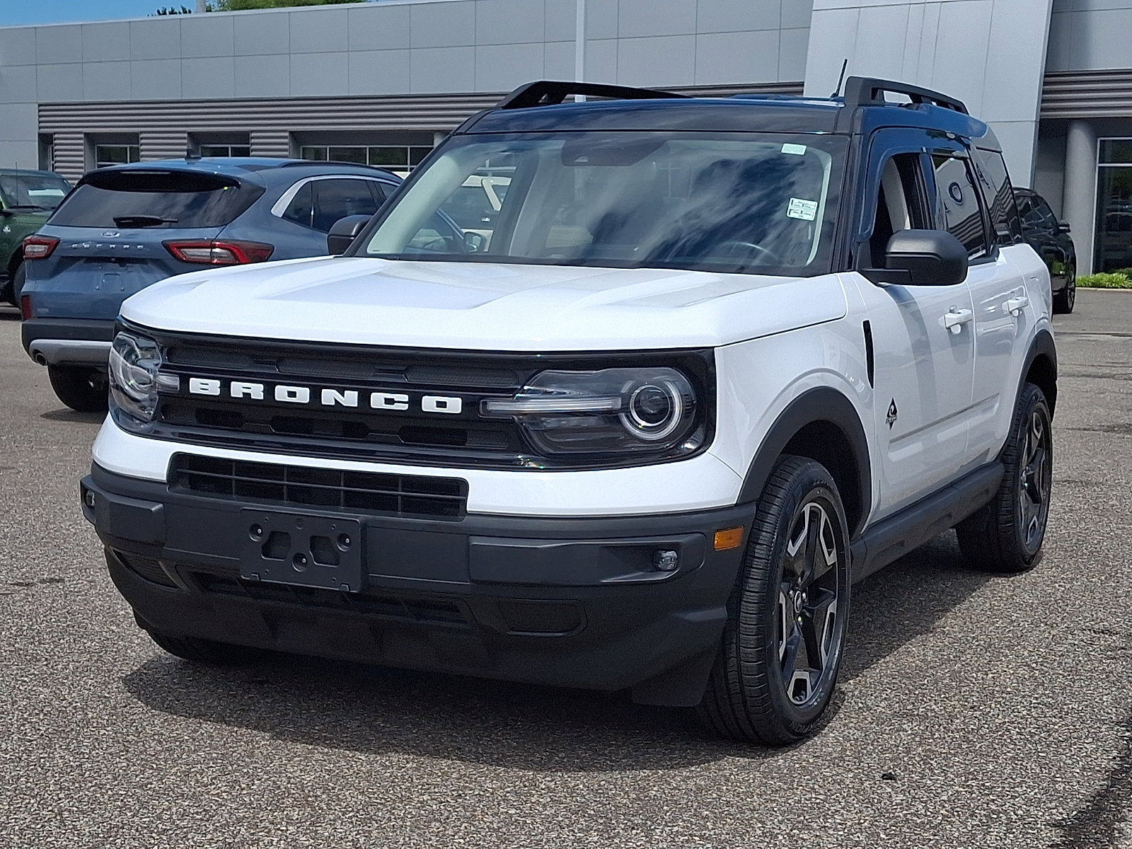 Certified 2023 Ford Bronco Sport Outer Banks AWD/4WD image 4