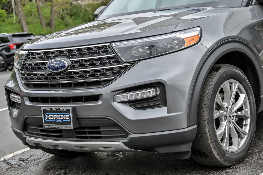 Certified 2023 Ford Explorer XLT w/ Equipment Group 202A AWD/4WD image 6