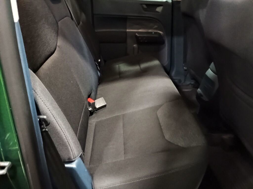 Certified 2025 Ford Maverick XL image 25