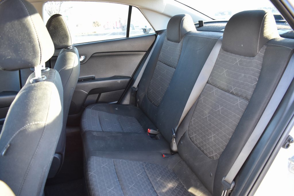 Used 2022 Kia Rio LX image 7