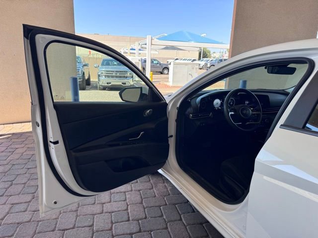 Used 2024 Hyundai Elantra SEL image 10