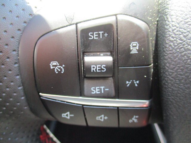Certified 2023 Ford Escape ST-Line w/ Tech Pack #1 AWD/4WD image 11