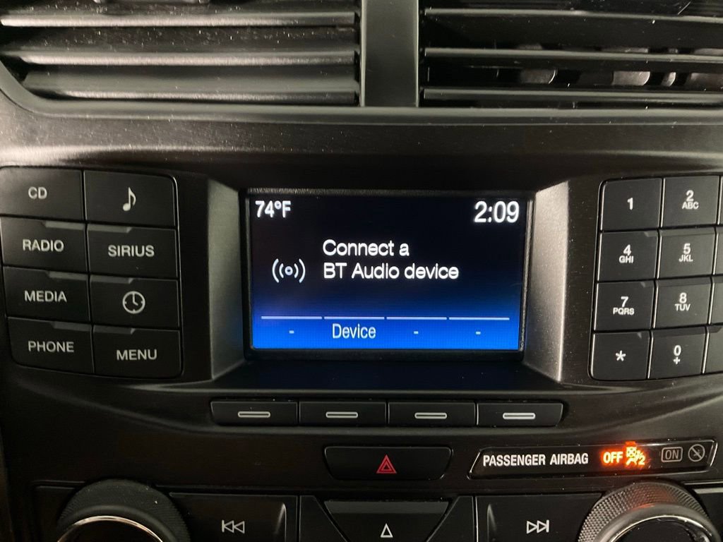 Certified 2017 Ford Explorer XLT FWD image 17