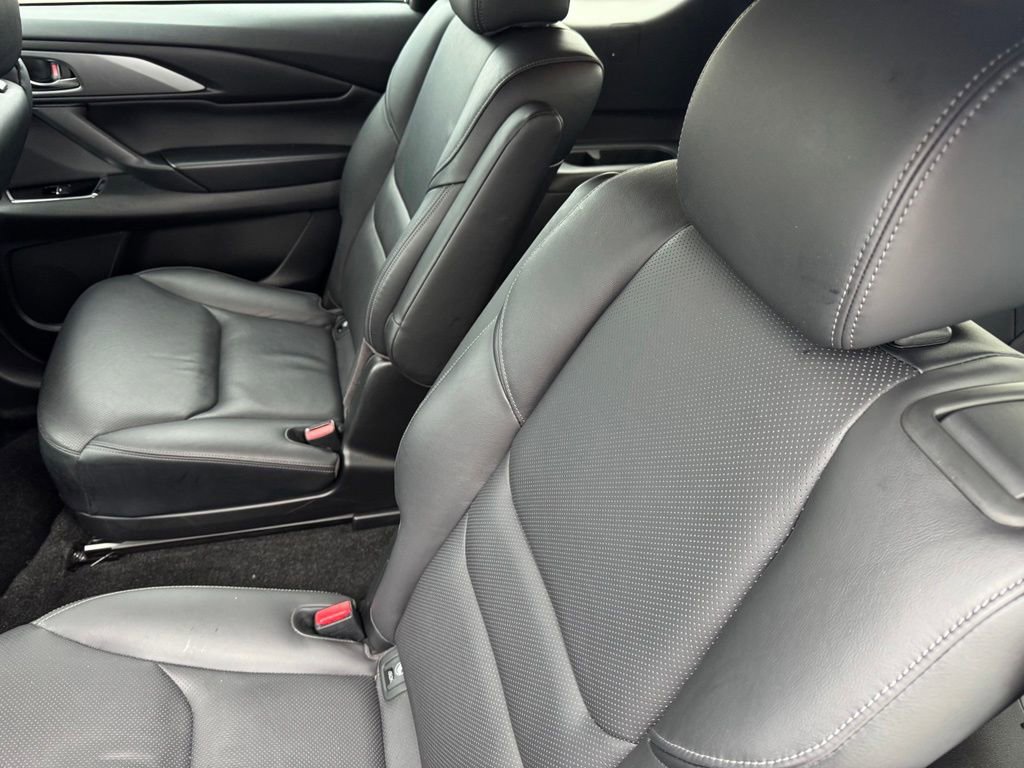 Used 2023 MAZDA CX-9 Touring Plus AWD/4WD image 9