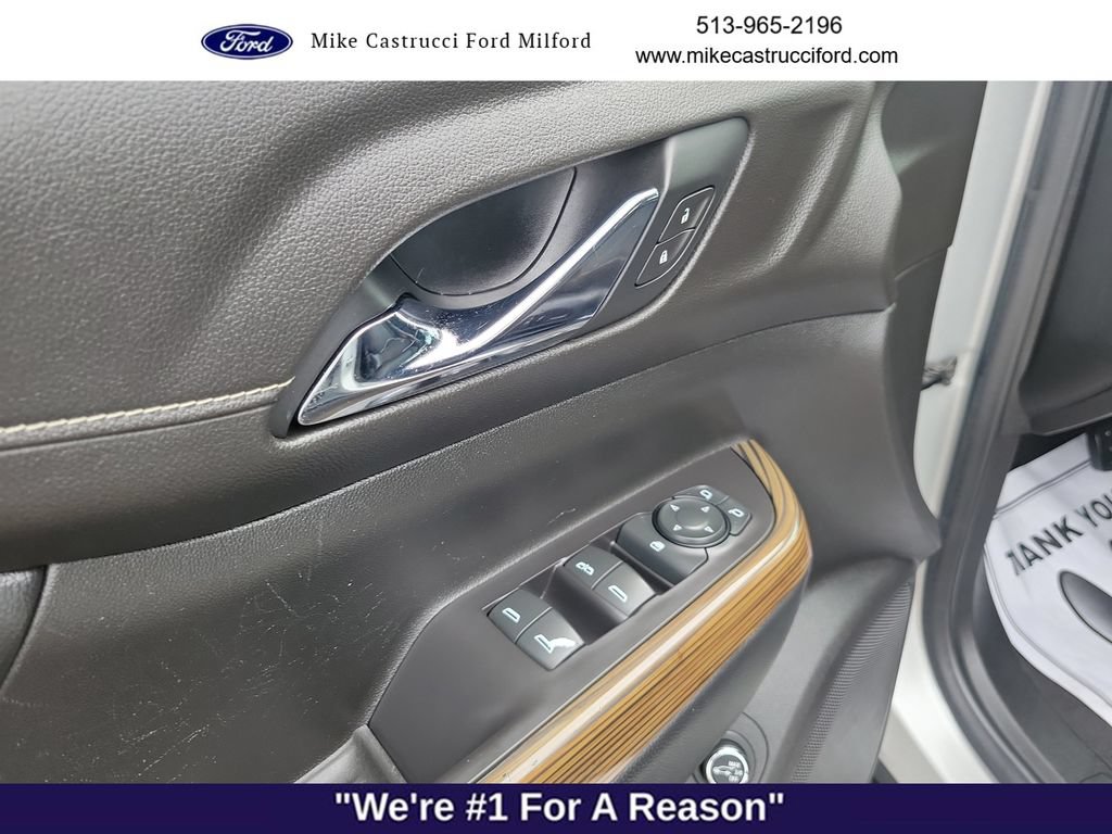 Used 2020 GMC Acadia SLE w/ Driver Convenience Package FWD image 21