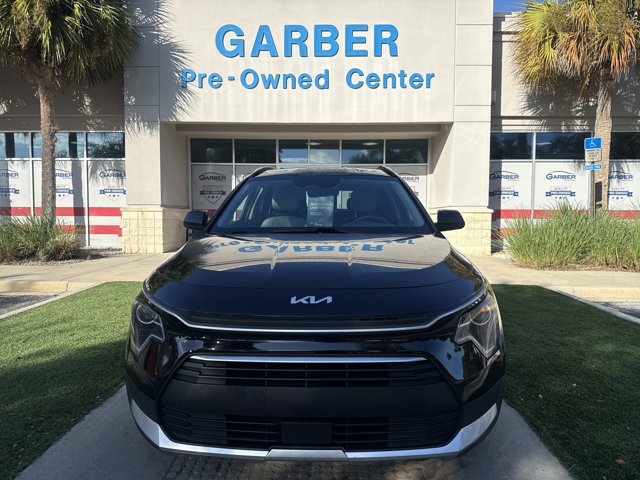 Used 2023 Kia Niro EX FWD image 10