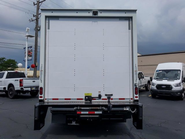 Certified 2024 Ford E-350 and Econoline 350 Super Duty w/ Driver's Safety Package image 9