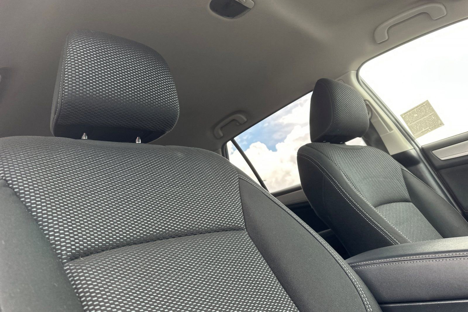 Used 2018 Subaru Outback 2.5i AWD/4WD image 18