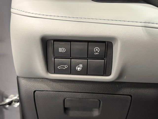 Used 2023 Toyota Highlander Limited AWD/4WD image 15