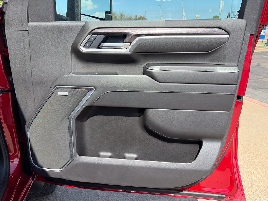 Used 2025 Chevrolet Silverado 2500 LTZ w/ Trail Boss Package AWD/4WD image 11