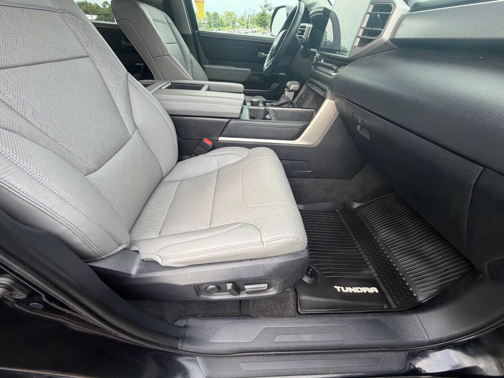 Used 2024 Toyota Tundra Limited AWD/4WD image 41