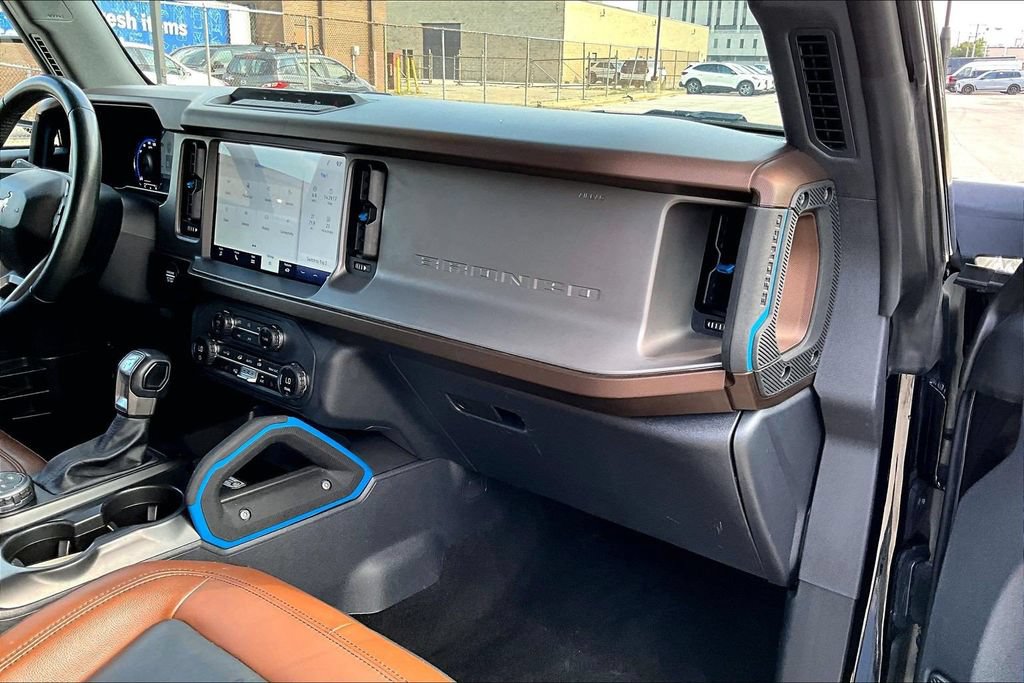 Certified 2023 Ford Bronco Outer Banks w/ Sasquatch Package AWD/4WD image 15