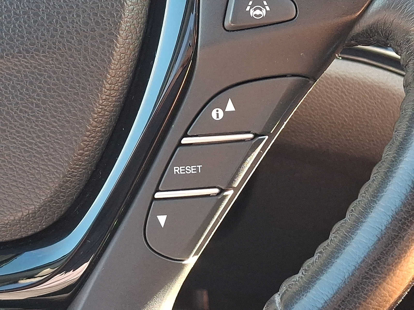 Used 2018 Honda Ridgeline RTL-E image 25