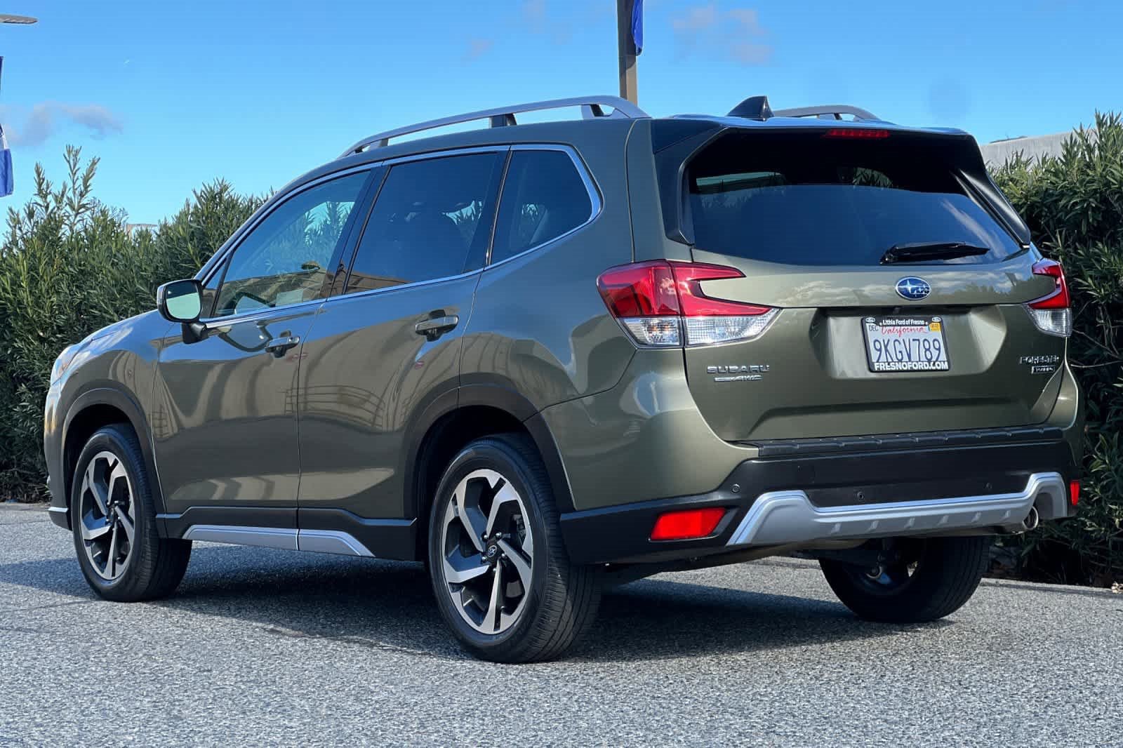 Used 2024 Subaru Forester Touring w/ Pop Package 2 image 3