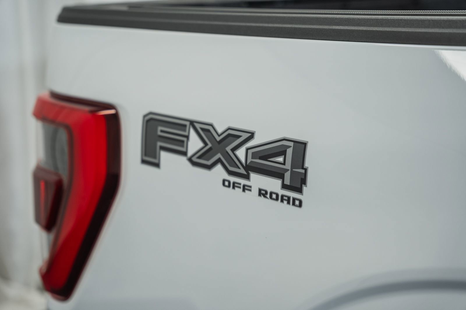 Certified 2023 Ford F150 Lariat w/ Equipment Group 502A High image 27