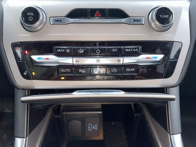 Certified 2023 Ford Explorer XLT w/ Equipment Group 202A image 13