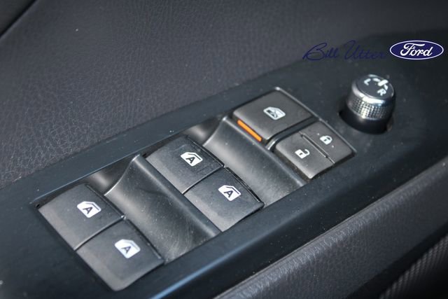 Used 2019 Toyota Camry XSE image 21