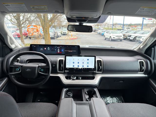 Certified 2025 Ford Expedition Active image 35