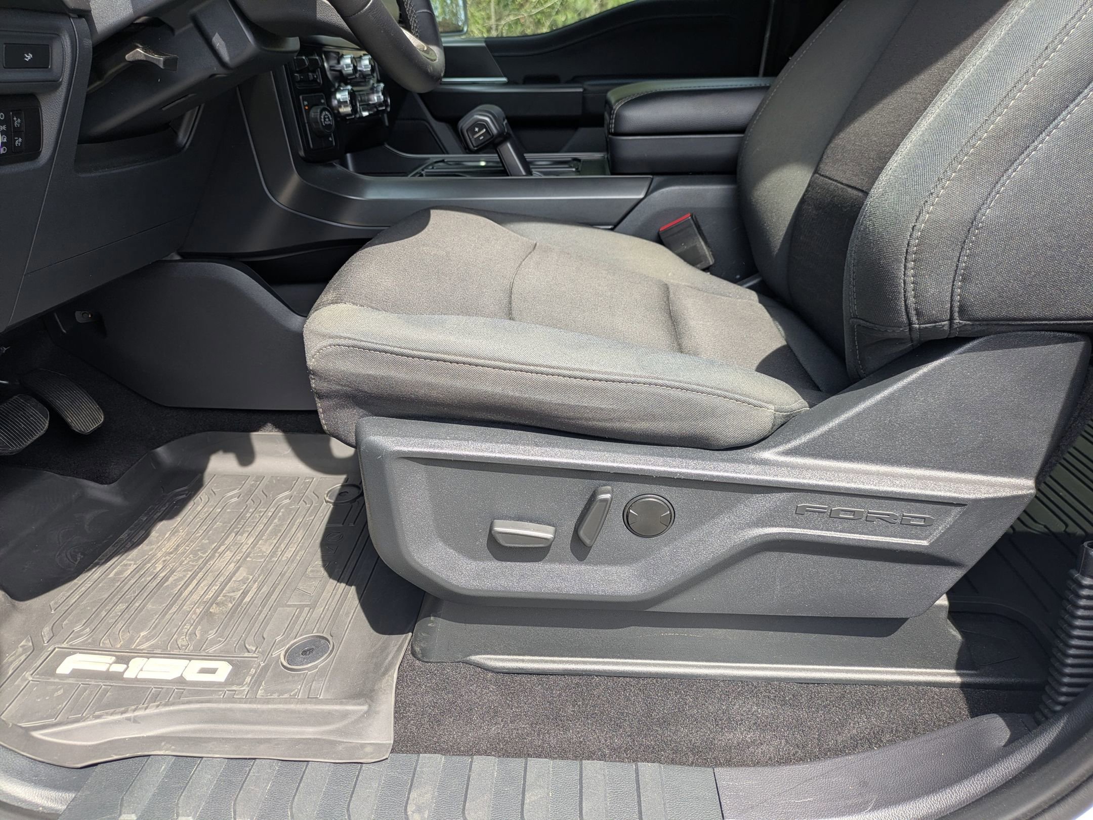 Certified 2024 Ford F150 XLT w/ Equipment Group 302A MID image 12