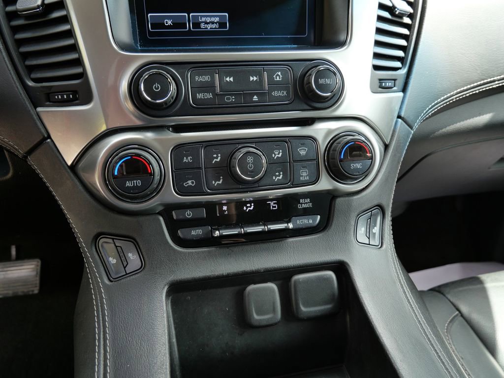 Used 2017 Chevrolet Suburban LT AWD/4WD image 17