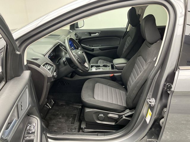 Certified 2024 Ford Edge SE w/ Cargo Accessory Package AWD/4WD image 3