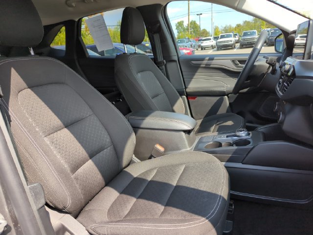 Certified 2025 Ford Escape Active AWD/4WD image 15