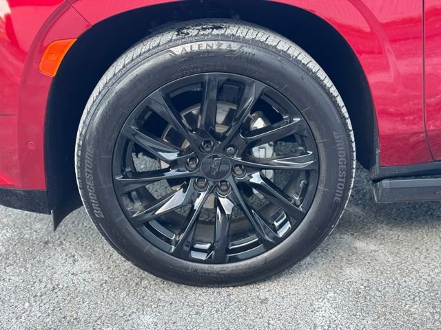 Used 2024 Cadillac Escalade Sport w/ LPO, ONYX Package image 9